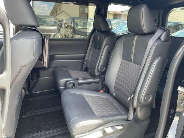 NOAH HYBRID 4WD