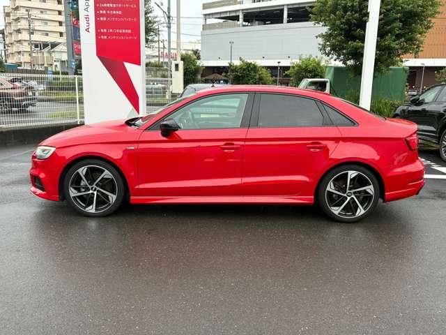 AUDI A3 Sedan