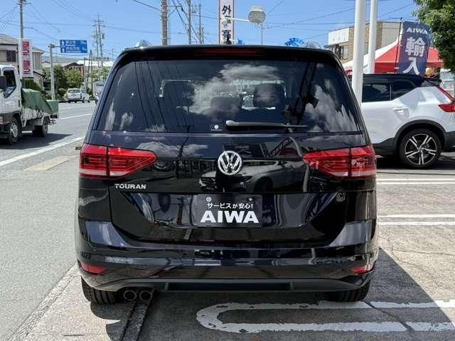 VOLKSWAGEN GOLF TOURAN