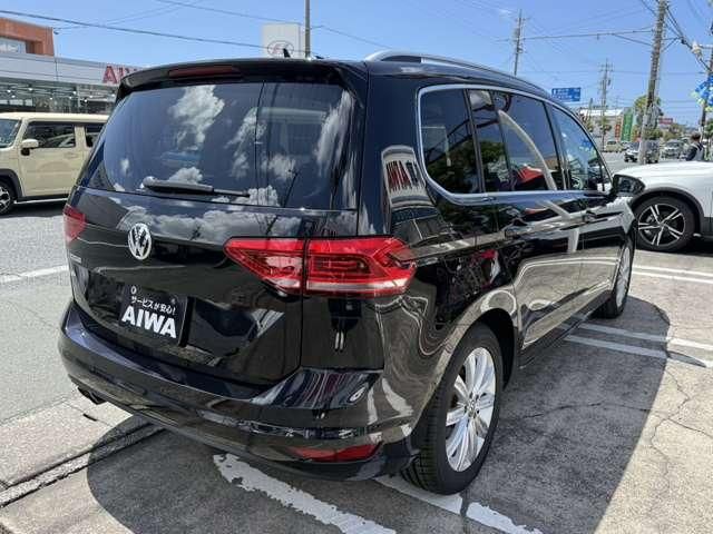 VOLKSWAGEN GOLF TOURAN