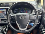 VOXY HYBRID