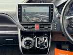VOXY HYBRID