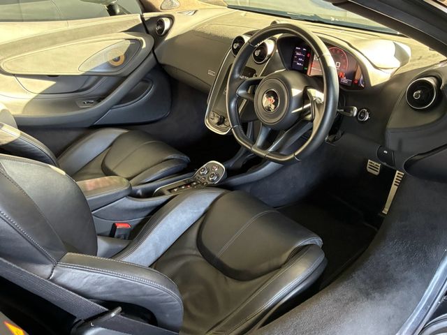 マクラーレン　５４０Ｃ　クーペ