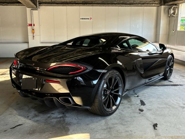 マクラーレン　５４０Ｃ　クーペ