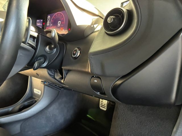 マクラーレン　５４０Ｃ　クーペ