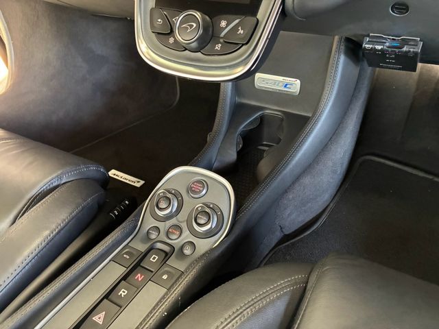 マクラーレン　５４０Ｃ　クーペ