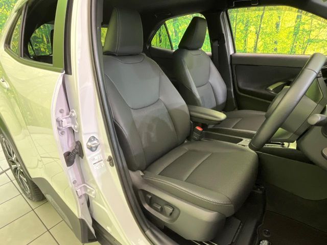 YARIS CROSS HYBRID