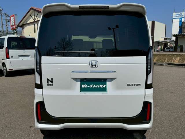 N BOX CUSTOM