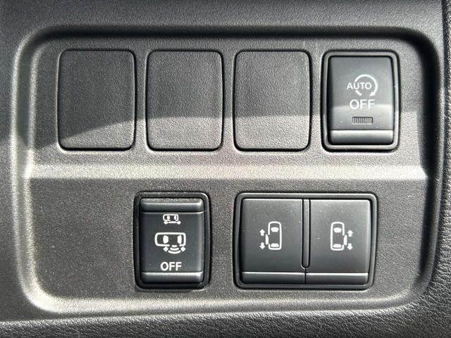SERENA  S-HYBRID 4WD