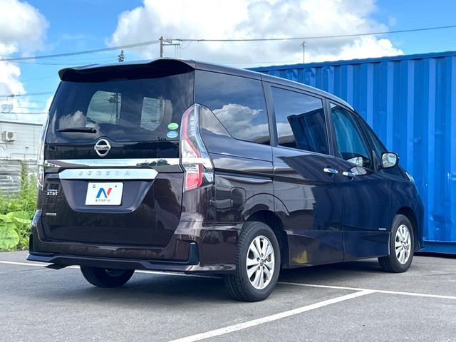 SERENA  S-HYBRID 4WD