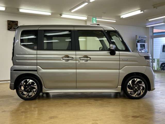 Spacia custom