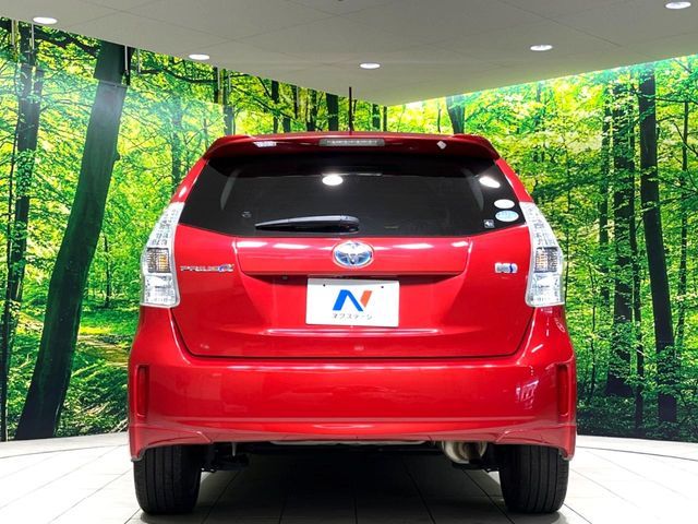 PRIUS Alpha