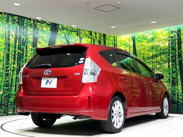 PRIUS Alpha