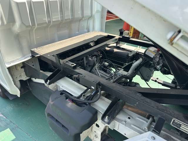 CLIPPER truck