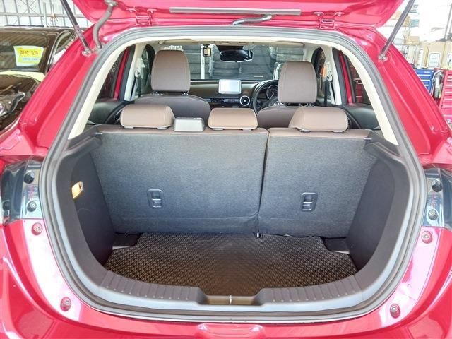 MAZDA2