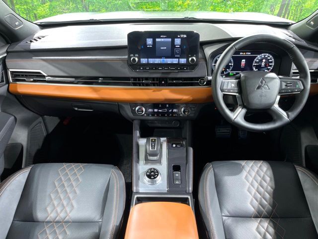 OUTLANDER PHEV