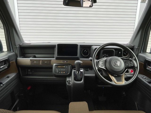 N-VAN 4WD