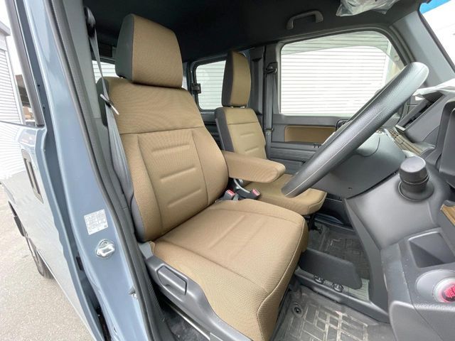 N-VAN 4WD
