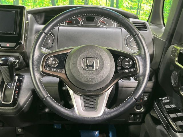 N BOX CUSTOM 4WD