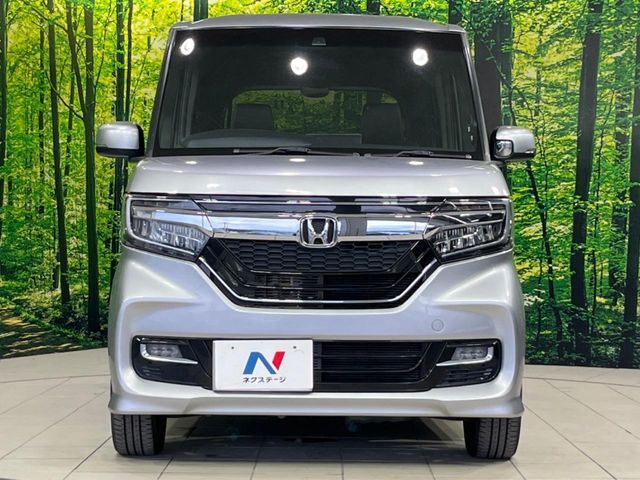 N BOX CUSTOM 4WD