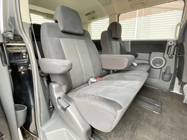 DELICA D:5 4WD