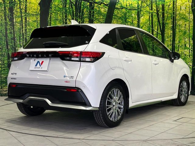 NOTE 4WD