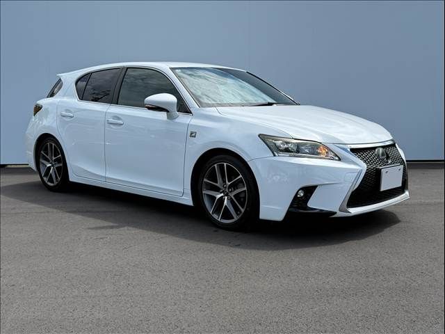 LEXUS CT200h
