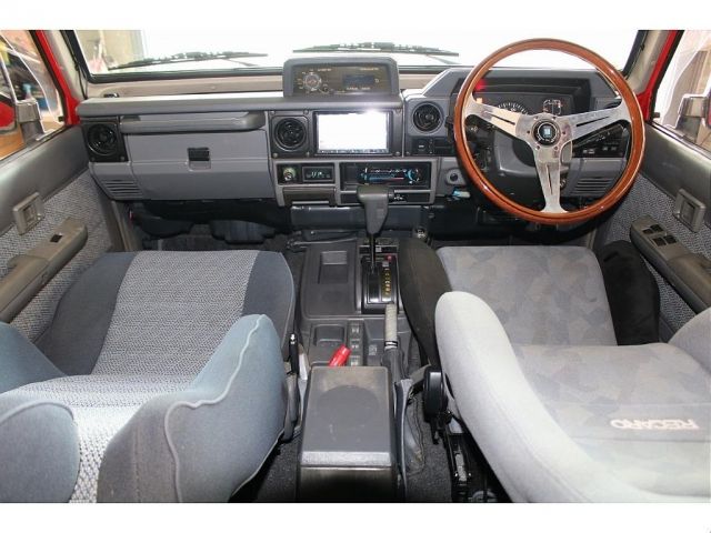 LANDCRUISER 70