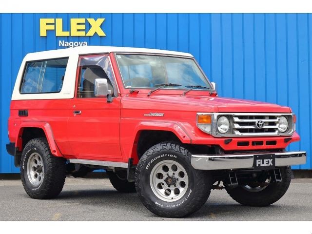 LANDCRUISER 70