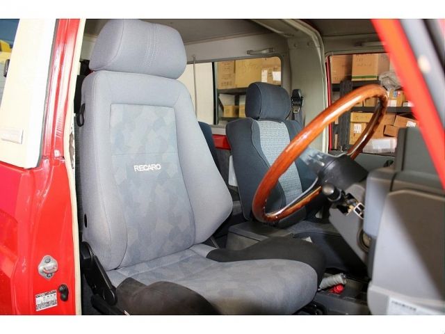 LANDCRUISER 70