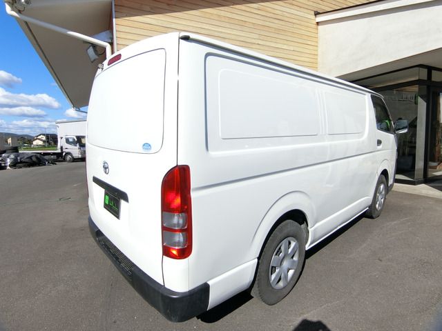 HIACE van 2WD