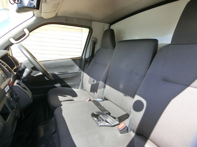 HIACE van 2WD