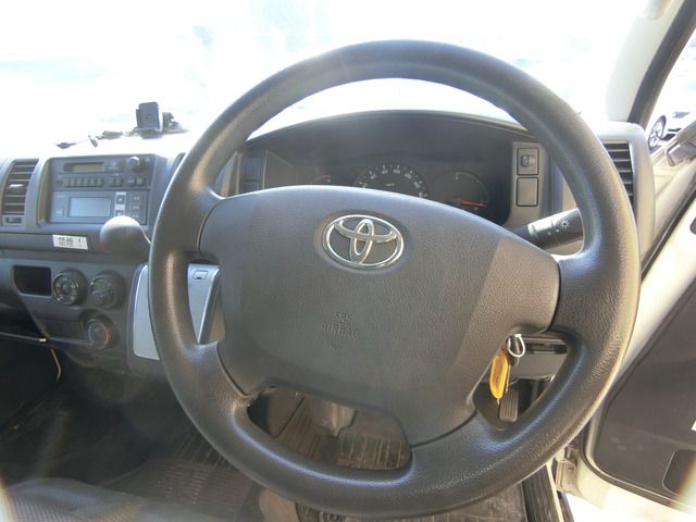 HIACE van 2WD