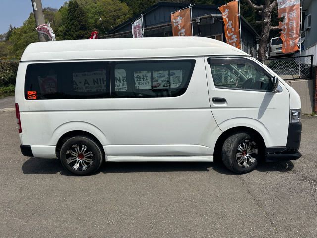 HIACE van 4WD