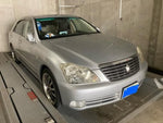 CROWN sedan