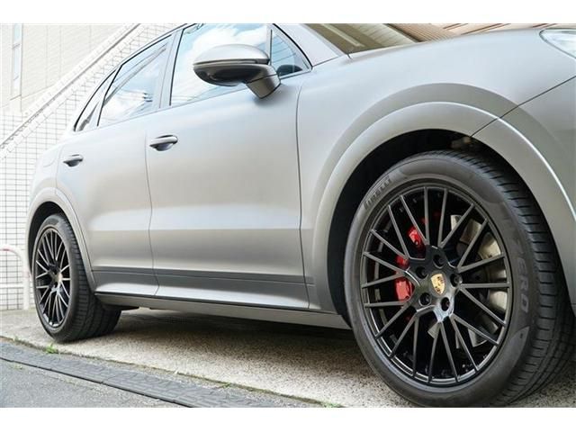 PORSCHE Cayenne coupe