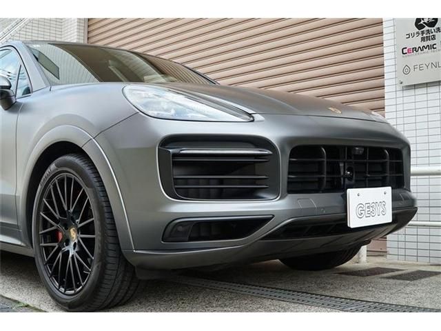 PORSCHE Cayenne coupe