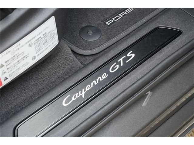 PORSCHE Cayenne coupe