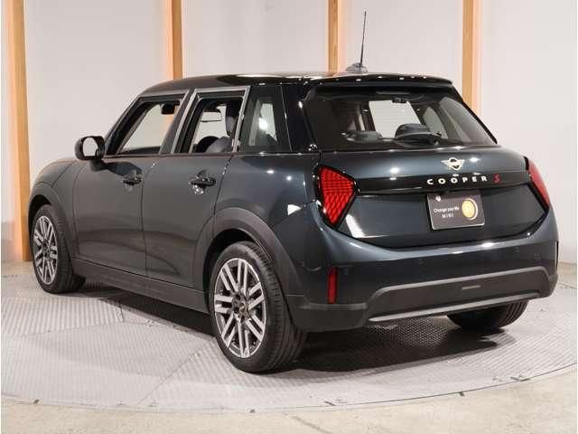MINI COOPER 5DOOR