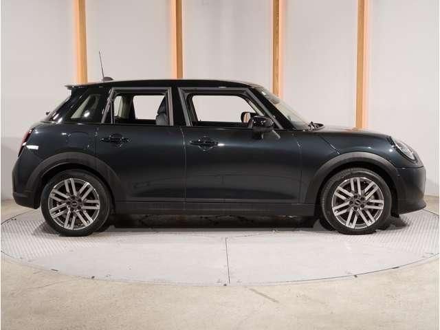 MINI COOPER 5DOOR