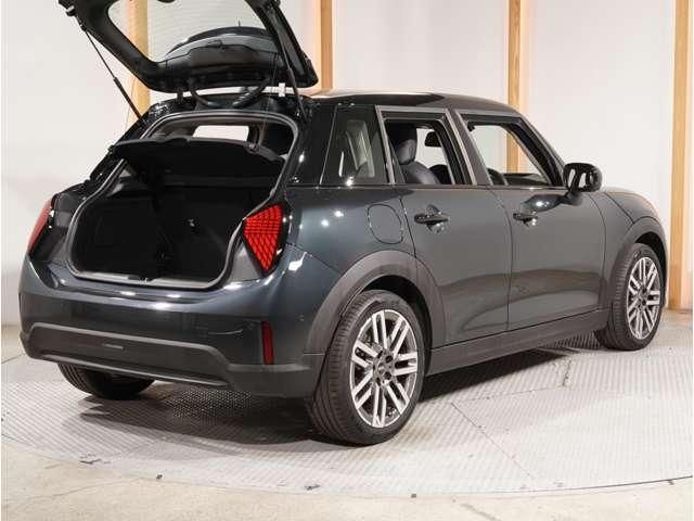 MINI COOPER 5DOOR