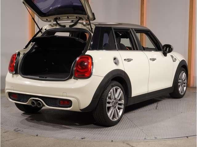 BMW MINI COOPER SD 5DOOR