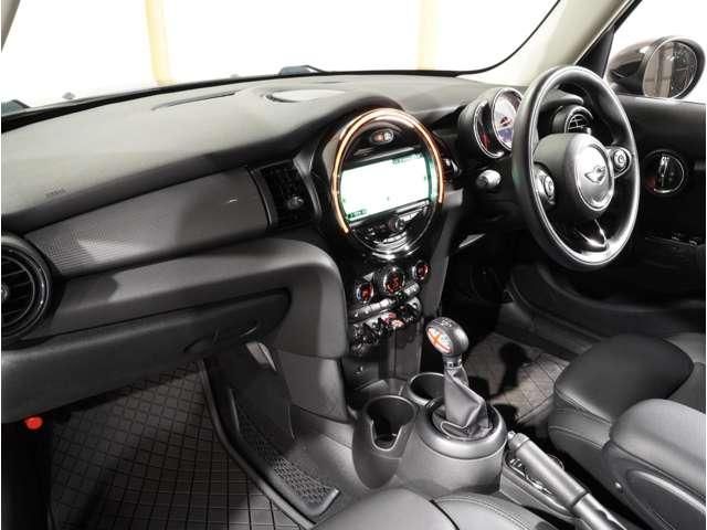 MINI COOPER D 5DOOR