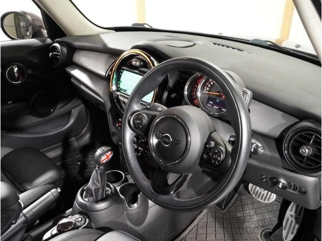 MINI COOPER D 5DOOR