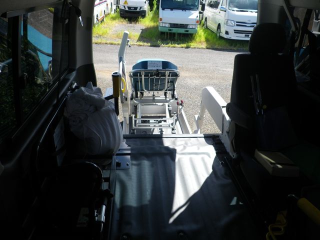 HIACE van 2WD