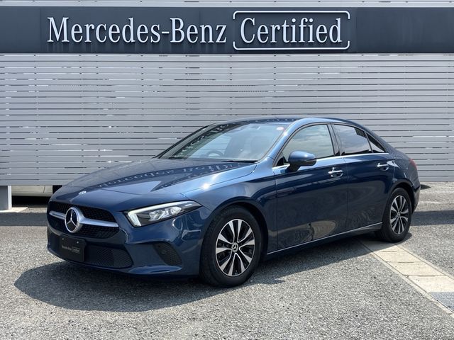 MERCEDES BENZ A class sedan