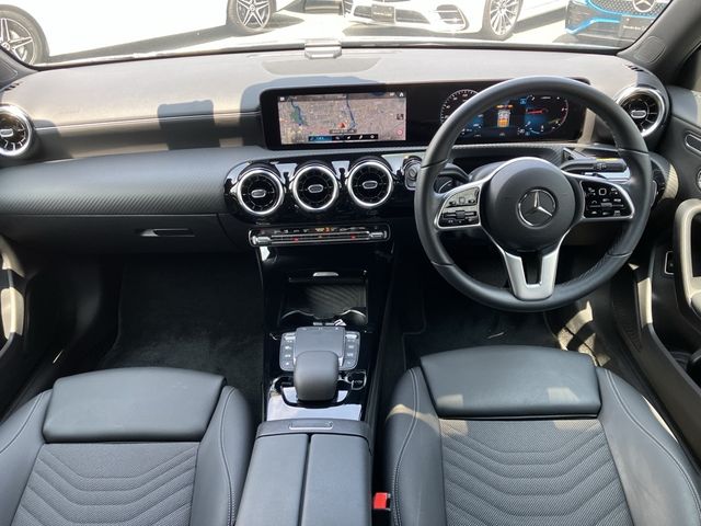MERCEDES BENZ A class sedan