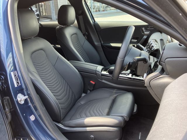 MERCEDES BENZ A class sedan