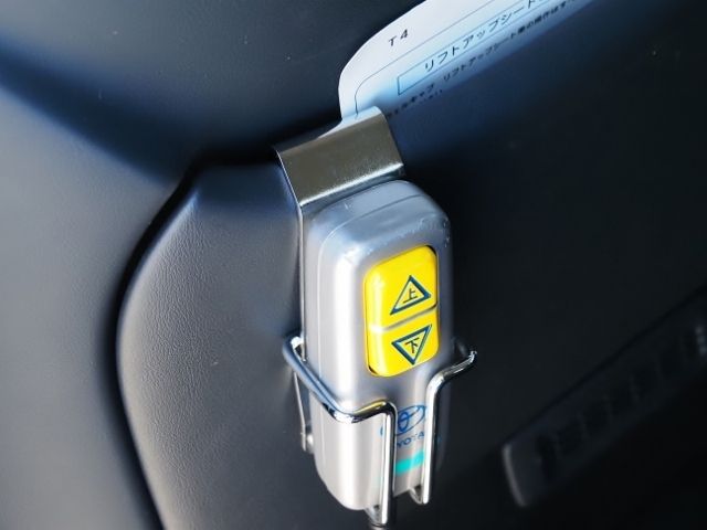 ALPHARD hybrid 4WD