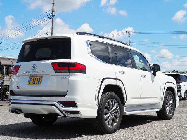LANDCRUISER wagon